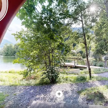 Cozy Pod With Shared Bathroom Near Gstaad