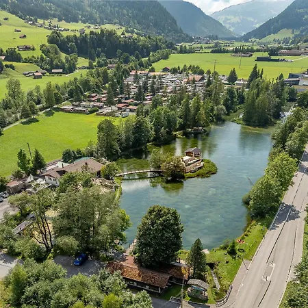 Cozy Pod With Shared Bathroom Near Gstaad 度假居 茨魏西门